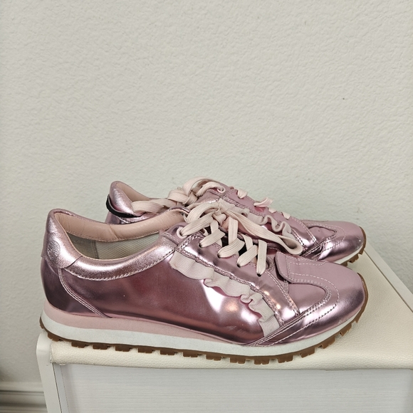 Tory Burch Women's Ruffle Trainer Leather Lace Up Sneakers Metallic Pink Size 8M - Picture 3 of 16